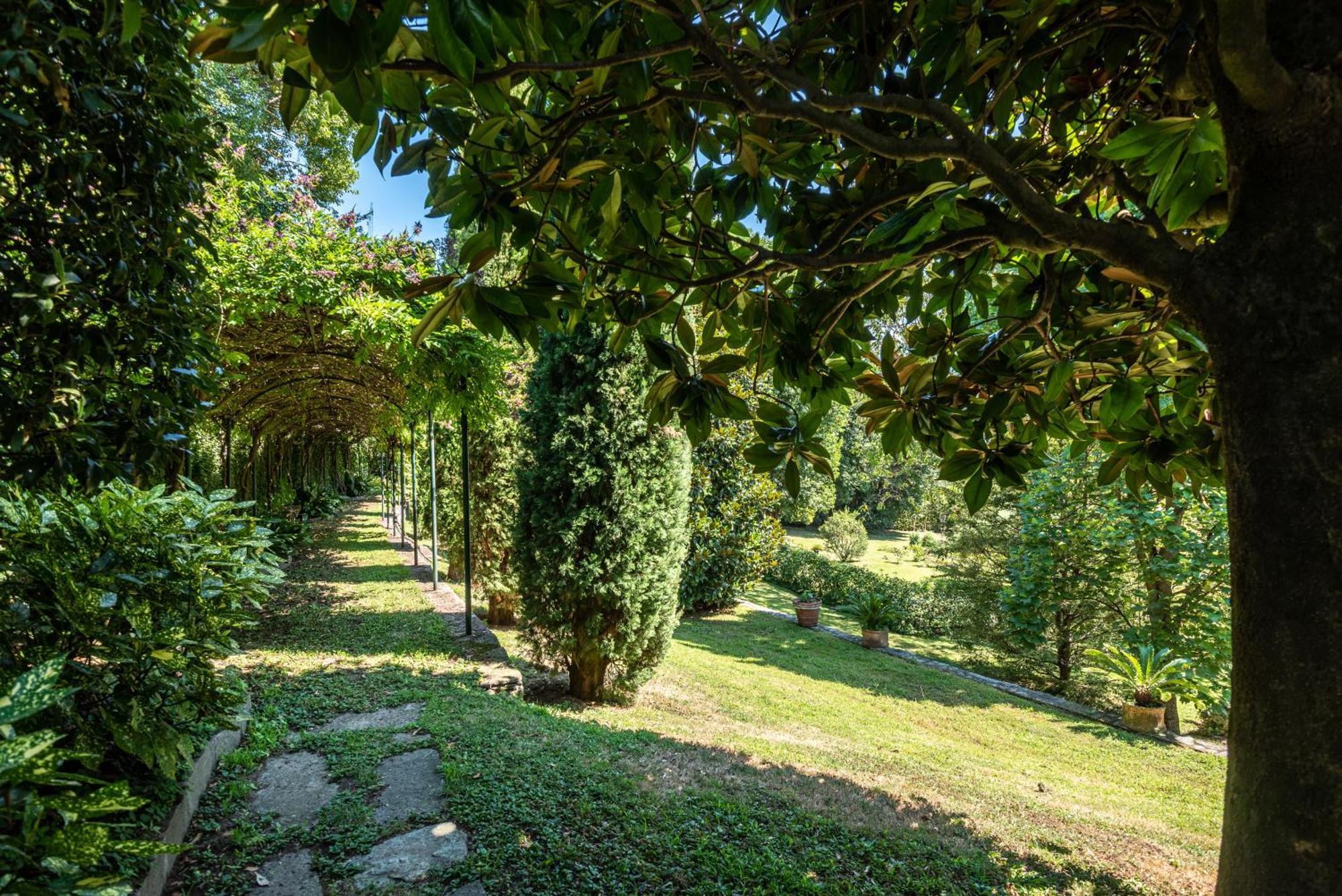 Flairhouse Parco Vila Gravedona Exterior foto